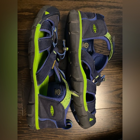 Keen Big Kids’ Seacamp II CNX Sandals - Picture 4 of 5